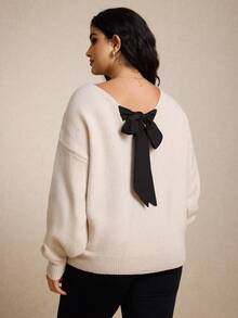 CosyJoli 大码休闲V领蝴蝶结露背宽松套头衫