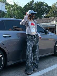 DAZY 女士水洗五角星印花街头复古韩版休闲宽松牛仔裤 - 藍色 - 查看 7