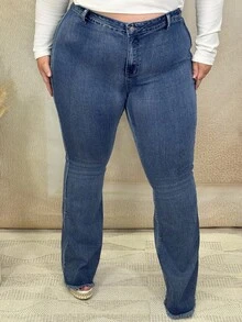 Hourglow Große Größen Jeans mit Knopfleiste und ausgestelltem Schnitt, lässiger Alltags-Tragekomfort - Dunkle Waschung - Übersicht 4