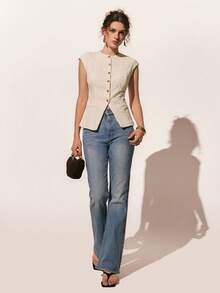 Poéselle Áo vest nữ dệt kim có họa tiết, cài cúc phía trước, không tay – Kiểu áo corset ôm sát lấy cảm hứng từ phong cách cổ điển, thích hợp để phối đồ nhiều lớp và tạo phong cách mùa hè. Áo kiểu có cấu trúc, cài cúc phía trước, kiểu corset, áo dệt kim ôm sát, màu trơn, không tay cài cúc phía trước, thích hợp cho mùa hè. - Màu be - Xem 5