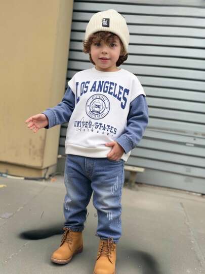 SHEIN Sparklyn 男童休闲百搭时尚运动街头风韩日简约牛仔印花卫衣+牛仔裤套装，2件套，适合秋季、冬季、上学、运动、日常穿着