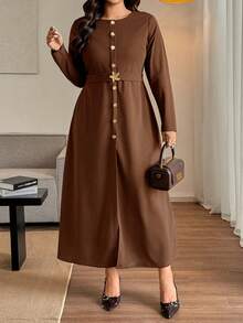 Vionelle 大码女式纯色弹力针织圆领收腰A字开襟金属纽扣装饰长袖中长连衣裙，巧克力棕色，优雅复古法式街头风简约百搭，适合冬季、万圣节、圣诞节、感恩节、下午茶聚会、正式场合、家庭聚会等。大码棕色连衣裙，纽扣连衣裙，教堂礼服，大码西式连衣裙，咖啡棕色连衣裙，女士棕色连衣裙，长袖纽扣连衣裙，棕色长款连衣裙 - 摩卡棕 - 查看 3