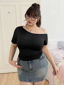 CovetEZ 大尺碼女性不對稱領口蝙蝠短袖黑色休閒T恤 - 黑色 - 查看 3