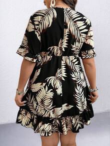 SHEIN PETITE CURVE Petite Women's Casual Vacation Oversized Floral Cinched Waist A-Line Dress - Black - View 3