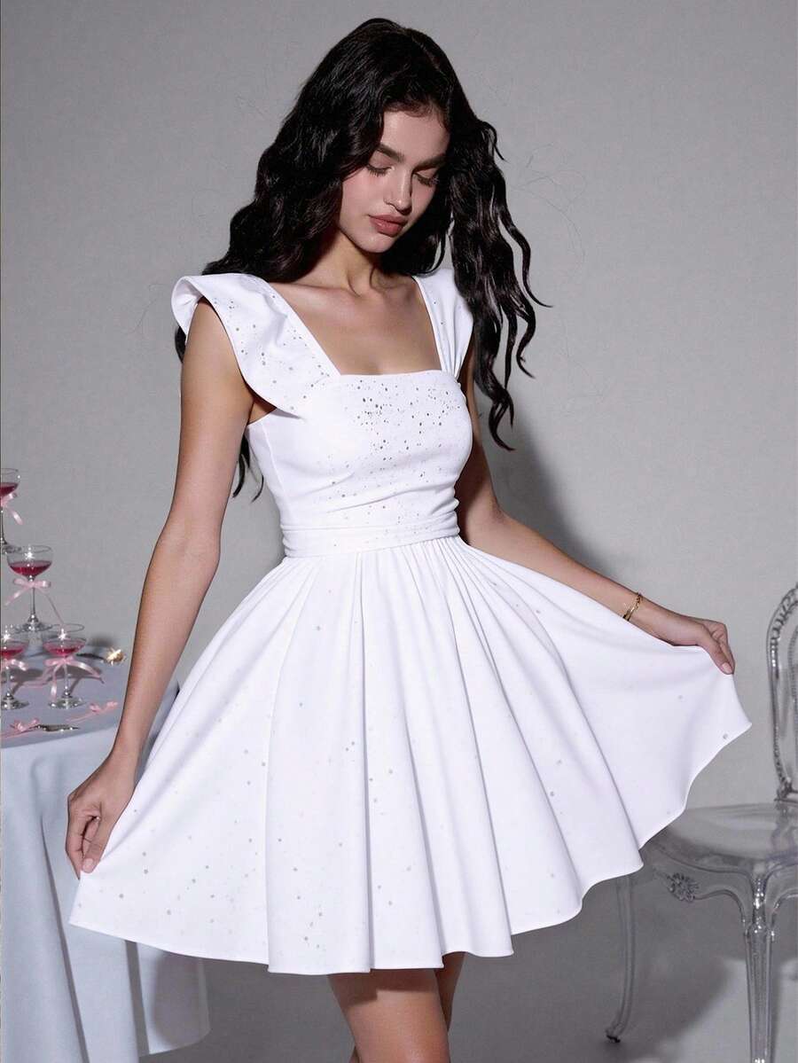 Elegant Loose Shoulder Strap A-Line Dress For Teen Girls, Spring/Summer, Suitable For Vacation, Pleated Design Flattering Silhouette, Versatile For Parties, Outings, Study And More - White - View 1