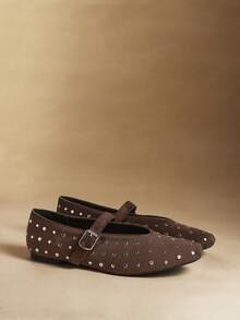 Rosivie Sepatu Flat Wanita Serbaguna untuk Beraktivitas di Luar Rumah dengan Dekorasi Kancing - Coklat - View 5
