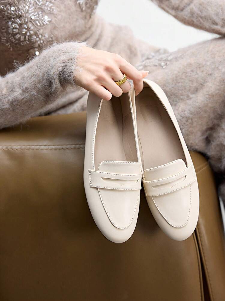 CUCCOO BIZCHIC Damen Mokassins mit rundem Zehenbereich in Kaffeefarbe, bequem für den täglichen Weg zur Arbeit, Dates, Treffen, Einkaufen und Bürokleidung