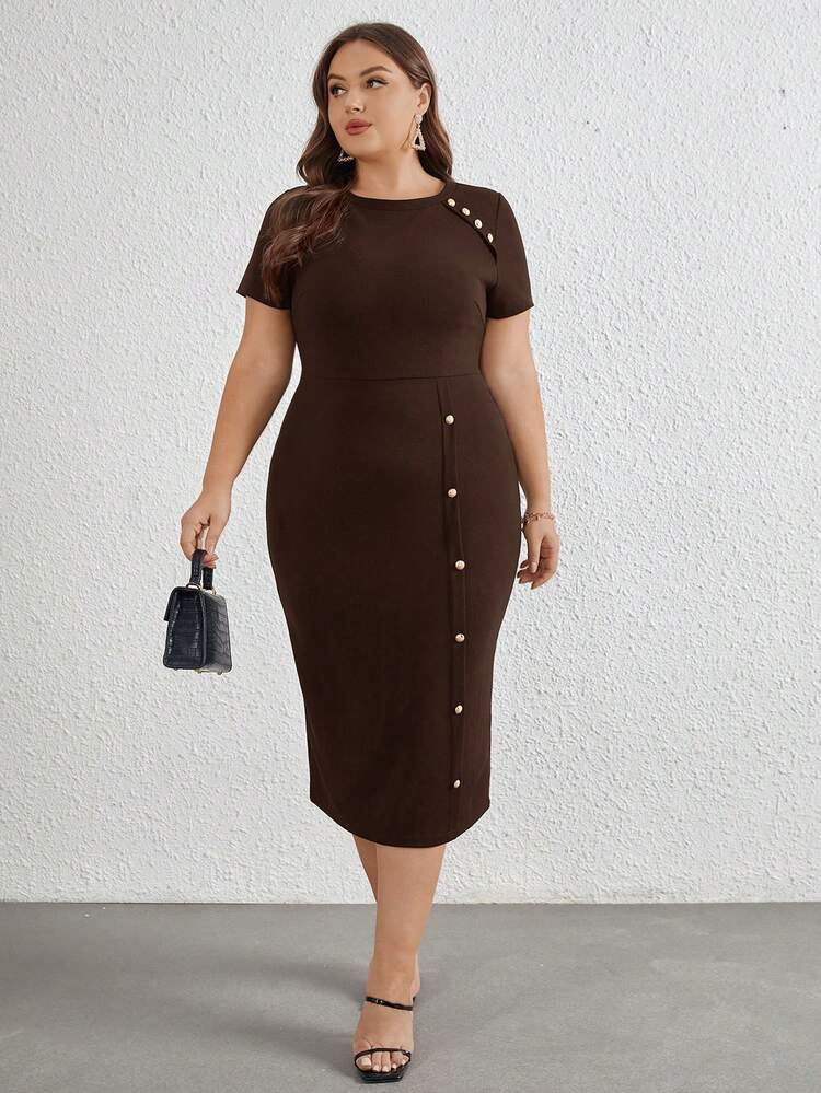 SHEIN Privé Plus Size Women's Solid Color Round Neck Short Sleeve Button Design Elegant Fitted Dress Plus Size Brown Dress Brown Bodycon Dress - Brown - View 4