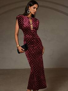 Revavyn 复古波点优雅夸张垫肩短袖圆领性感镂空金属纽扣修身连衣裙 - 酒紅色 - 查看 6