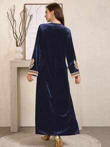 SHEIN Najma Women's Floral Retro Print Long Sleeve Elegant Velvet Arabic Dress, Spring/Autumn - Green - View 2