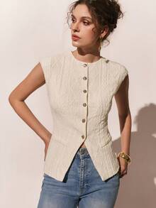 Poéselle Áo vest nữ dệt kim có họa tiết, cài cúc phía trước, không tay – Kiểu áo corset ôm sát lấy cảm hứng từ phong cách cổ điển, thích hợp để phối đồ nhiều lớp và tạo phong cách mùa hè. Áo kiểu có cấu trúc, cài cúc phía trước, kiểu corset, áo dệt kim ôm sát, màu trơn, không tay cài cúc phía trước, thích hợp cho mùa hè. - Màu be - Xem 2