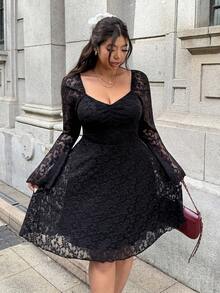 SHEIN EZwear 大码女式纯色蕾丝拼接长袖休闲连衣裙 - 黑色 - 查看 1