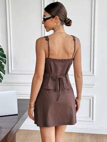 Serisse 2件套女士蕾丝边系带吊带背心和迷你裙套装 - 棕色 - 查看 2