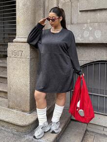 Muchica Plus Size Women Casual Round Neck Short Dress