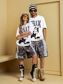 Felix The Cat X SHEIN 1 Set Men's Casual Fashion Street Cartoon Tree & Letter Print Loose Drop Shoulder T-Shirt And Drawstring Waist Contrast Striped Side Shorts Set, Summer - White - View 5