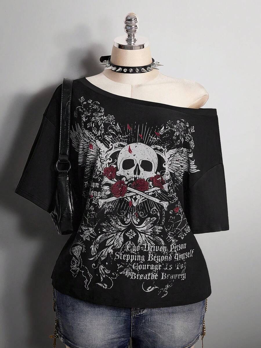 SHEIN ICON 女士加大码哥特朋克图案黑色宽松斜肩T恤 - 黑色 - 查看 1