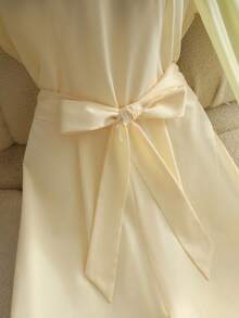 Qadelle Elegant Women's Jumpsuit With Puff Sleeves, V-Neck, Waist Cinching, And Mesh Panels In Cream Color - Light Yellow - View 6