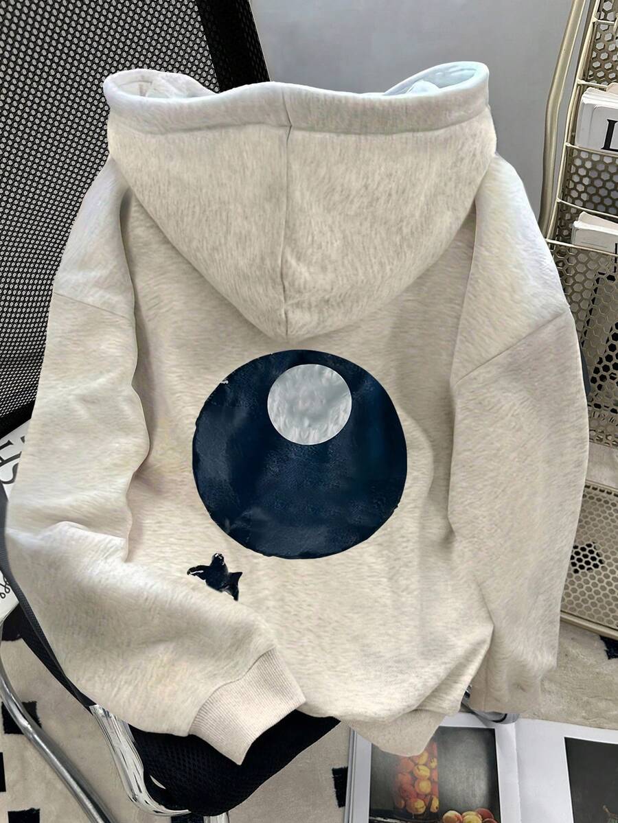 EMERY ROSE Plus Size Women Geometric Print Long Sleeve Pocket Fleece Sweatshirt - Light Grey - View 1