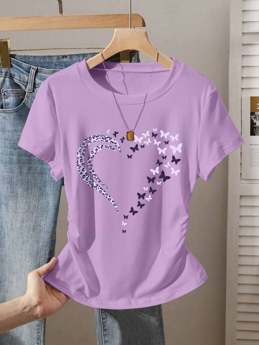 Resyla 大码女式豹纹户外上衣，夏季新品，收腰褶皱修身款，大码女式短袖T恤，百搭优雅，假日风，图案设计，心形蝴蝶印花，紫色，大码女式T恤 - 紫色 - 查看 1