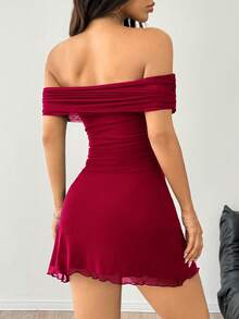 SHEIN EZwear 女士纯红色极简露肩连衣裙，适合日常穿着，情人节红色连衣裙，新年红色连衣裙 - 紅色 - 查看 2