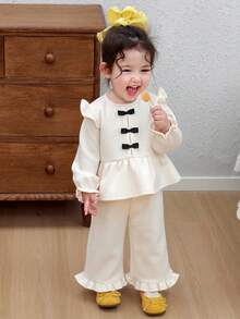 DAZY Toddler Girls' Round Neck Bow Tie Cap Sleeve Thermal Lined Sweatshirt And Flare Leg Pants Set