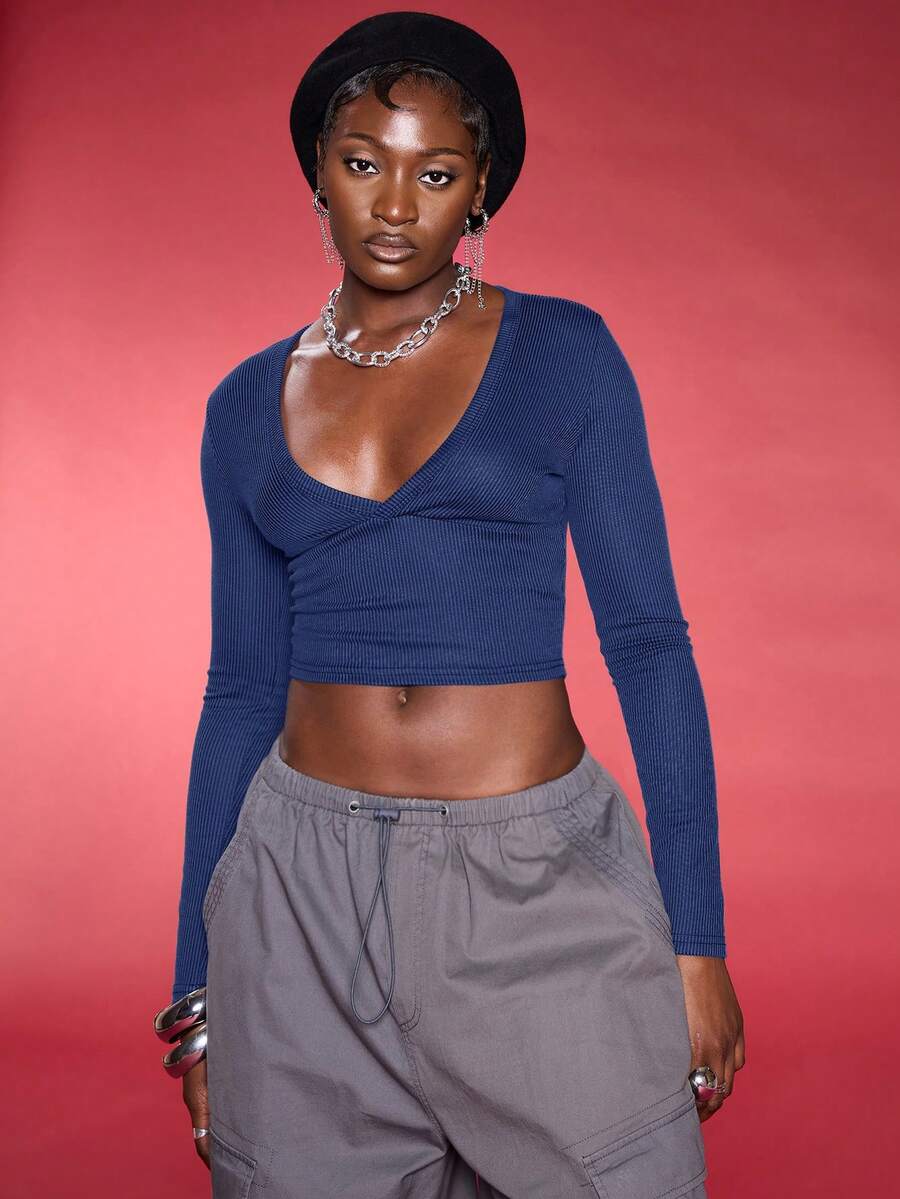 Normani Slim Fit V-Neck Dual-Color Ribbed Casual Long Sleeve T-Shirt Dark Blue Top Blue Long Sleeve Top