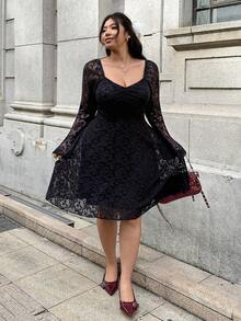 SHEIN EZwear 大码女式纯色蕾丝拼接长袖休闲连衣裙 - 黑色 - 查看 5