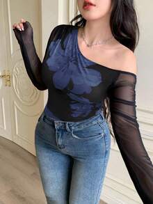 Modelyn Áo thun nữ họa tiết lưới màu đen trơn tương phản, in họa tiết lưới bất đối xứng, nhún bèo cỡ lớn - Xanh đậm - Xem 9