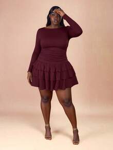 CurvyTilda فستان قصير بأكمام طويلة رفيعة باللون الأحمر للحفلات للمقاسات الكبيرة - عنابي اللون - مشاهدة 6