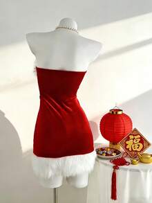 Elamini 1 pezzo Abito mini attillato senza spalline con decorazione fibbia metallica, adatto per Natale, Capodanno, esibizioni, cosplay, abbigliamento sexy da club - Rosso e Bianco - Visualizzare 2