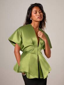 COSMINA Women's Elegant Deep V-Neck Batwing Sleeve Fitted Waist A-Line Short Sleeve Blouse, Versatile For Commuting, Office, Outings, Elegant For Dates, Valentine's Day And Other Occasions, Green Peplum Top, Peplum Top For Women, Green Satin Top, Green For Women - Green - View 5