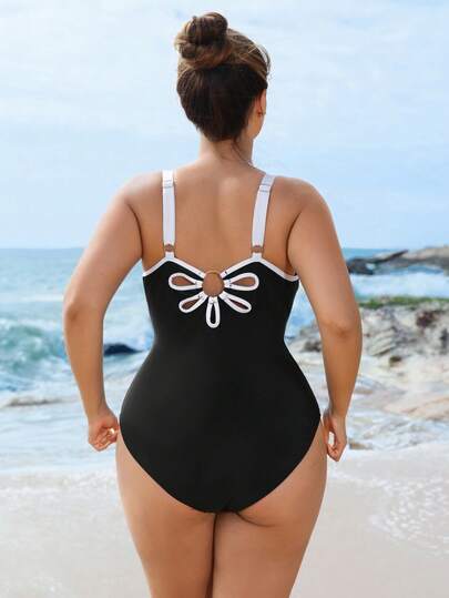 Swim SPRTY 大码女士纯色滚边连体泳衣，可调节肩带，可拆卸胸垫，独特褶皱V领，优雅花卉镂空露背，休闲时尚海滩度假泳装