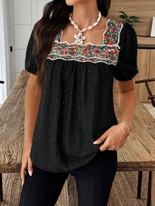 SHEIN Holidaya Áo thun ngắn tay nữ thêu hoa, kiểu dáng thường ngày, đa năng, thích hợp cho kỳ nghỉ. - màu đen - Xem 4
