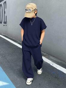 男童休闲韩版宽松纯黑色背心裤套装，适合通勤、上学、日常休闲、运动等多种场合，春夏度假皆宜。 - 藏蓝色 - 查看 3