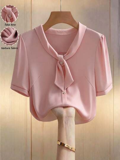 SHEIN Franclia 女士V领短袖衬衫，蝴蝶结领，休闲宽松版型，优雅大方，适合中老年女士穿着。