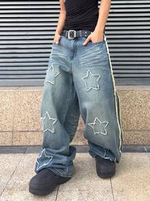 ROMWE MEN Men's Loose Fit Star Embroidered Denim Jeans - Dark Wash - View 1