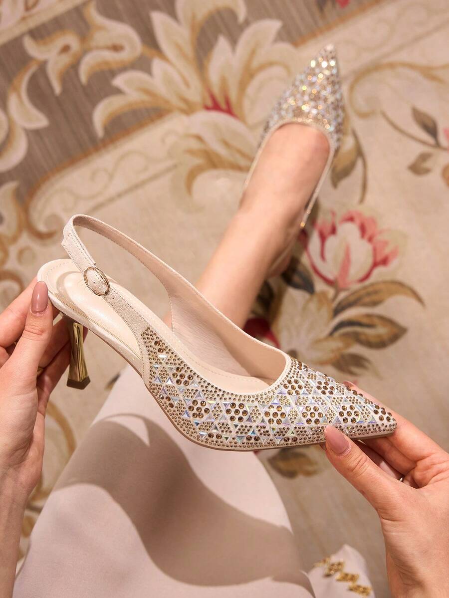 CUCCOO TILAWA Zapatos de tacón alto elegantes con adorno de rhinestones en la punta para mujer - Champán - Ver 1