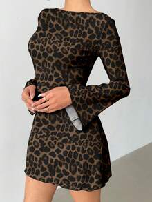 Vestido mini con estampado de leopardo, espalda descubierta y lazo en la espalda para mujer, adecuado para otoño, vestido con estampado de leopardo para otoño/invierno, apropiado para fiestas, citas y reuniones - Multicolor 3 - Ver 10