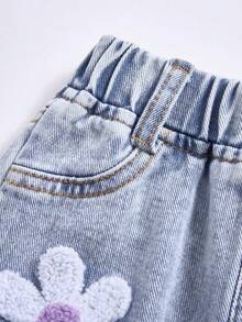 SHEIN Playful Pals Toddler Flower Jeans Baby/Infant Girls' Fashion Snowflake Washed Distressed Embroidery Flare Pants Baby Girl Jeans Toddler Girl Jeans With Flowers Toddler Jeans Baby Jeans Fall Winter Toddler Jean With Flowers Purple Toddler Outfit Babygirl Outfits Pants Violet Lilac Blue Toddler Outfit Light Purple Outfits For Babies - Baby Blue - View 4