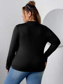 SHEIN CURVE+ 这款大码女式两件套高领紧身长袖打底T恤套装适合秋冬季节穿着。黑白两色T恤套装。 - 彩色 - 查看 2