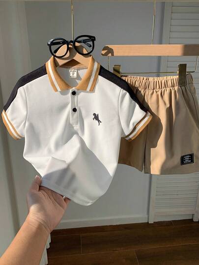 SHEIN 2pcs Kids Boys Casual Everyday Comfortable Contrast Color Block Print Polo Collar Half-Zip Knit Polo Shirt And Solid Color Woven Shorts Set