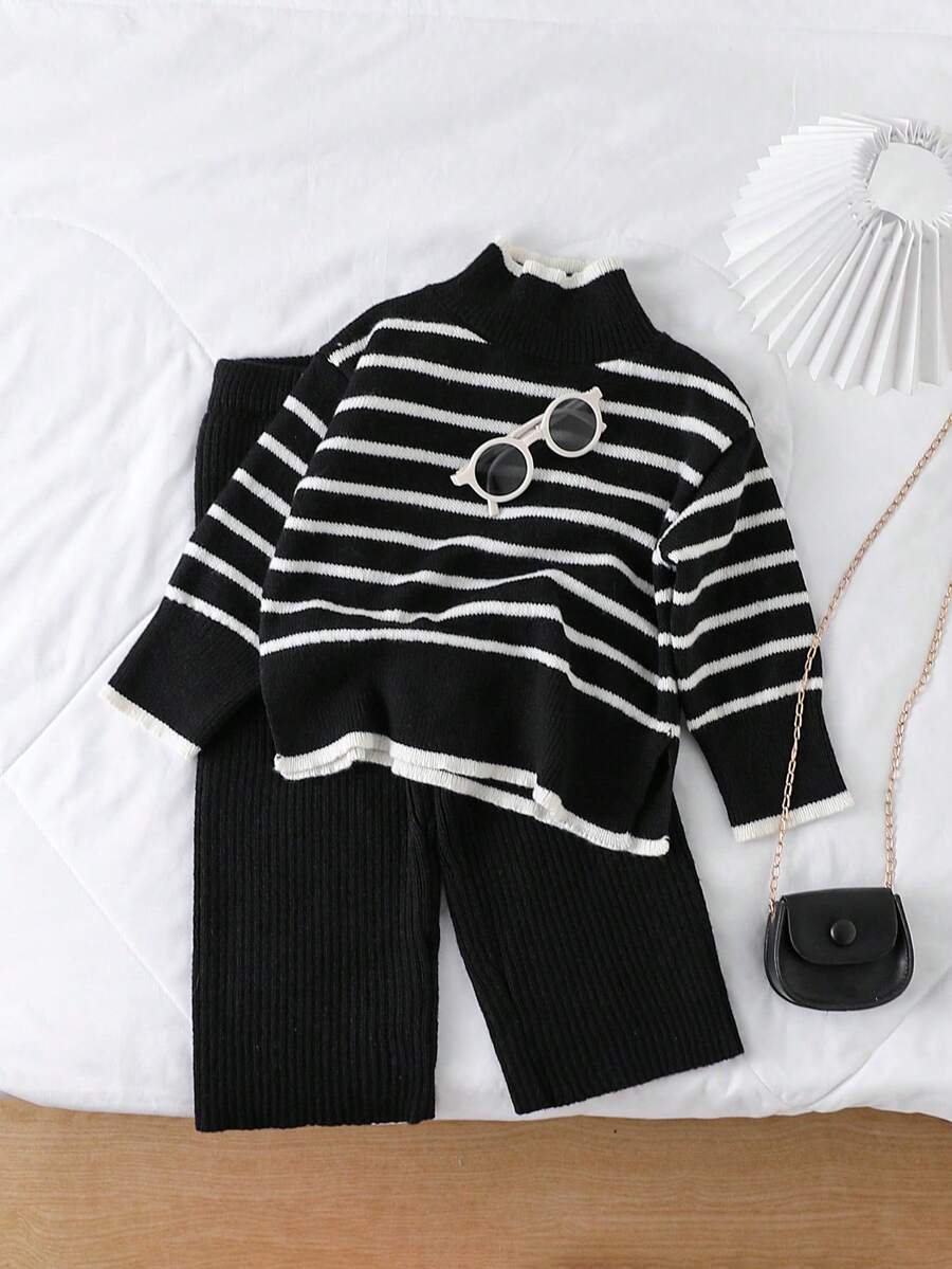 SHEIN Playful Pals 女婴秋冬条纹针织毛衣上衣和卡其裤套装，时尚又可爱 - 黑色 - 查看 1