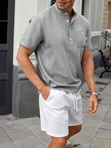Manfinity CasualCool 男士纯色短袖T恤和抽绳纯色短裤两件套 白色沙滩装 男士夏季服装 男士灰白套装 男士白色短裤套装 白色亚麻短裤 - 淺灰色 - 查看 3