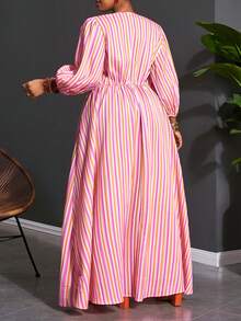 Slaydiva Đầm chữ A in họa tiết sọc, cổ chữ V, tay phồng, lãng mạn cho kỳ nghỉ xuân 2026. - Nhiều màu - Xem 2