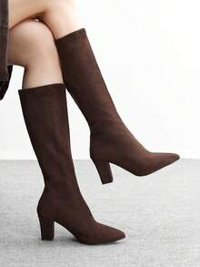 CUCCOO BIZCHIC بوت نسائية كاجوال طويلة حتى الركبة بتصميم أنيق وأصبع قدم مدبب، لون أحادي، موسم الخريف - بني - مشاهدة 3