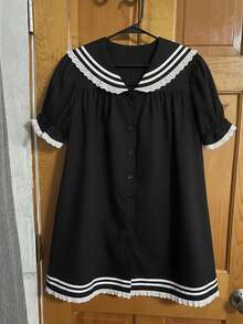 Sweetra CURVE Áo babydoll mùa hè màu đen dễ thương dành cho nữ, phối sọc tương phản, kiểu dáng học sinh, cổ áo thủy thủ và viền ren tương phản. - màu đen - Xem 1