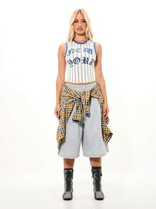 SUMWON WOMEN Áo croptop họa tiết kẻ sọc với viền tương phản màu xanh dương, không tay, kiểu dáng cổ điển lấy cảm hứng từ bóng chày, phong cách thường ngày mùa hè, cổ tròn bo gân. - trắng - Xem 3