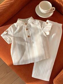 SHEIN 2 piezas Conjunto de top de manga corta con cuello Mao suave de punto y pantalones de cintura elástica para bebé niño, adecuado para fiesta de cumpleaños, rave, fiesta de noche, actuación, boda, baby shower y celebración del 1er cumpleaños - Multicolor - Ver 8