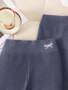 SHEIN 2件套少女休闲保暖高领弹力针织PU字母贴片打底裤，适合日常、居家、上学等多种场合。 - 藏蓝色 - 查看 3