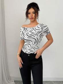 Elenzga 优雅女士休闲抽象线条印花垂褶领口不对称肩部百搭T恤，时尚白色T恤，适合日常穿着，春夏款